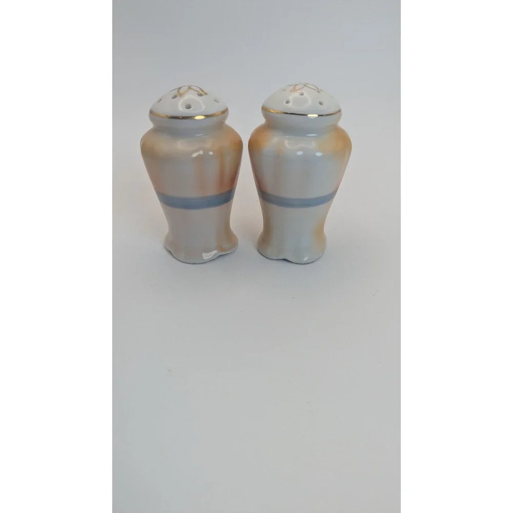 Vintage Japan Porcelain Salt and Pepper Shakers Hand Painted Sunset Landscape 3
